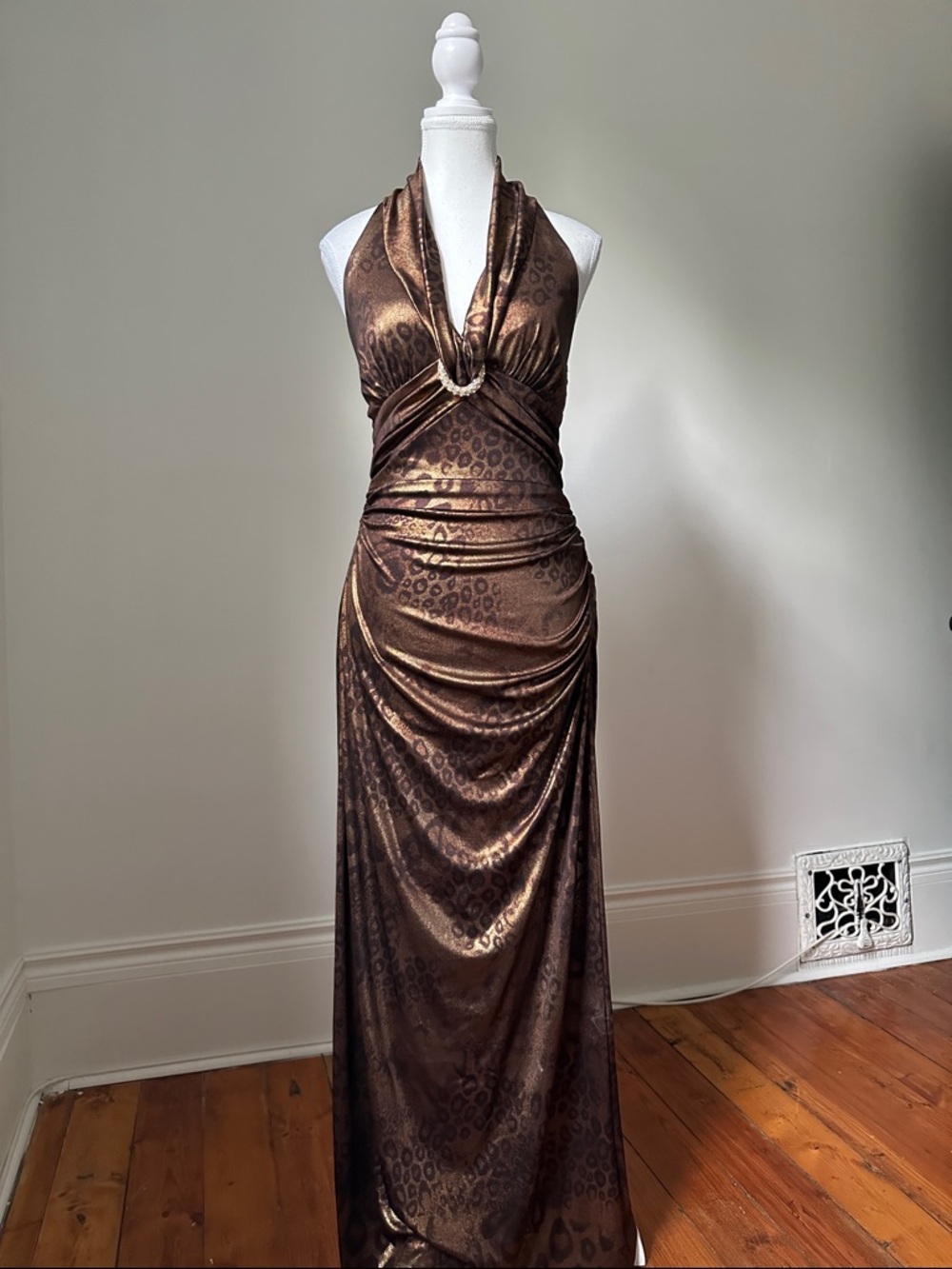 BETSY & ADAM Vintage Animal Print Cowl Halter Cinch Wedding Prom Maxi Dress Sz 6